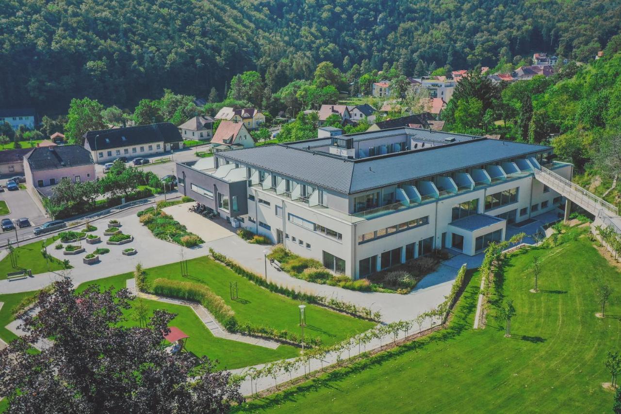 Nuhr Medical - Hotel & Restaurant Senftenberg Extérieur photo
